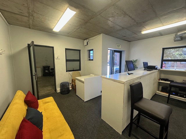 To Let commercial Property for Rent in Maitland Western Cape